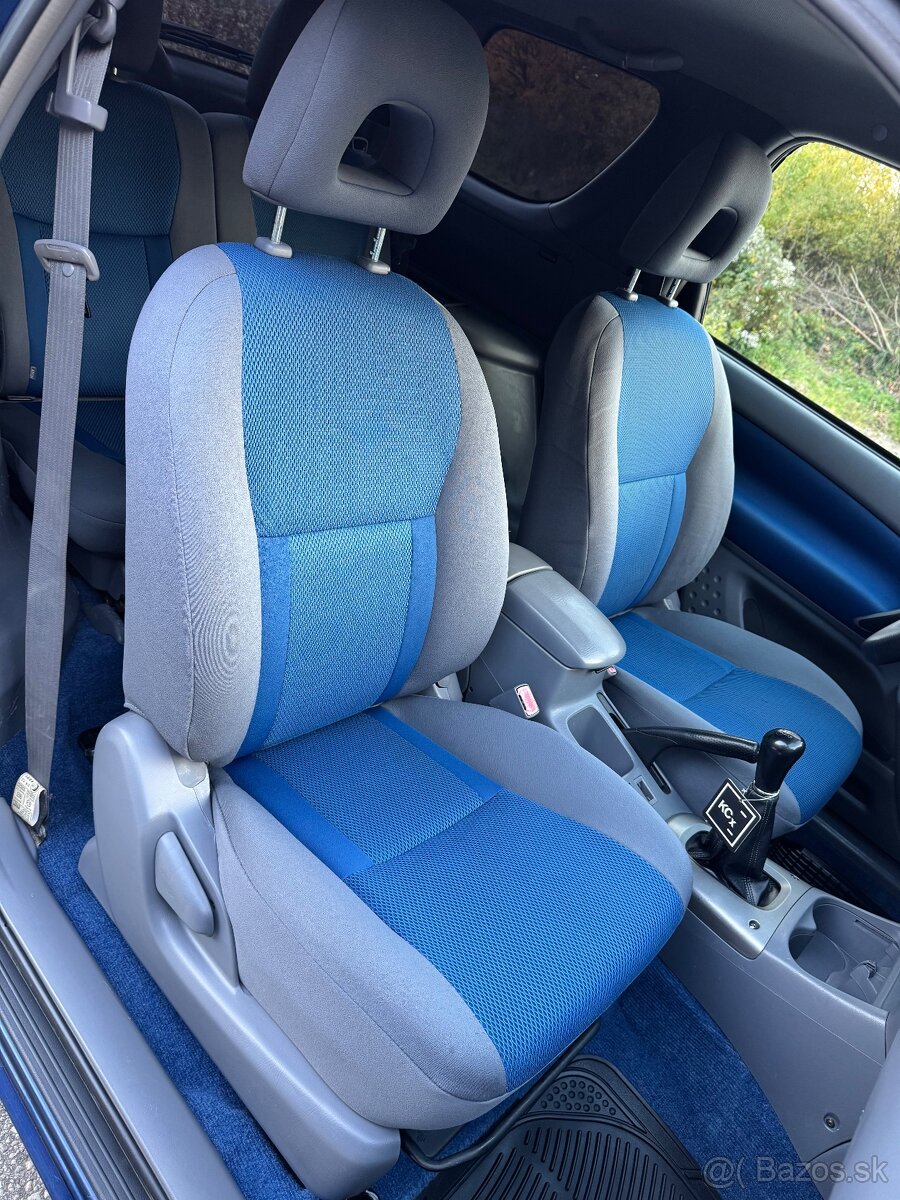 Toyota Rav4 2.0 D-4D - 17