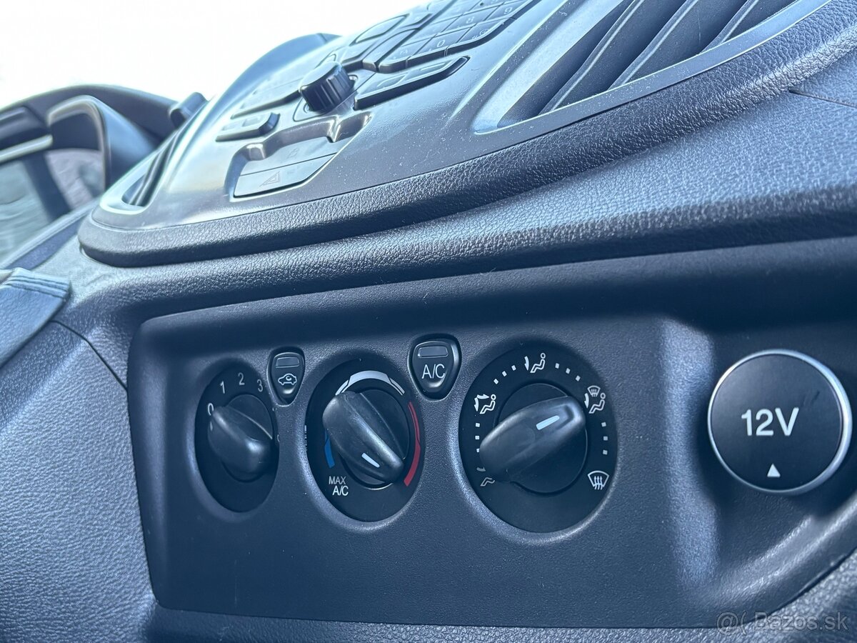 Ford Transit 2.0 TDCi Ambiente L4H3 nové rozvody - 17