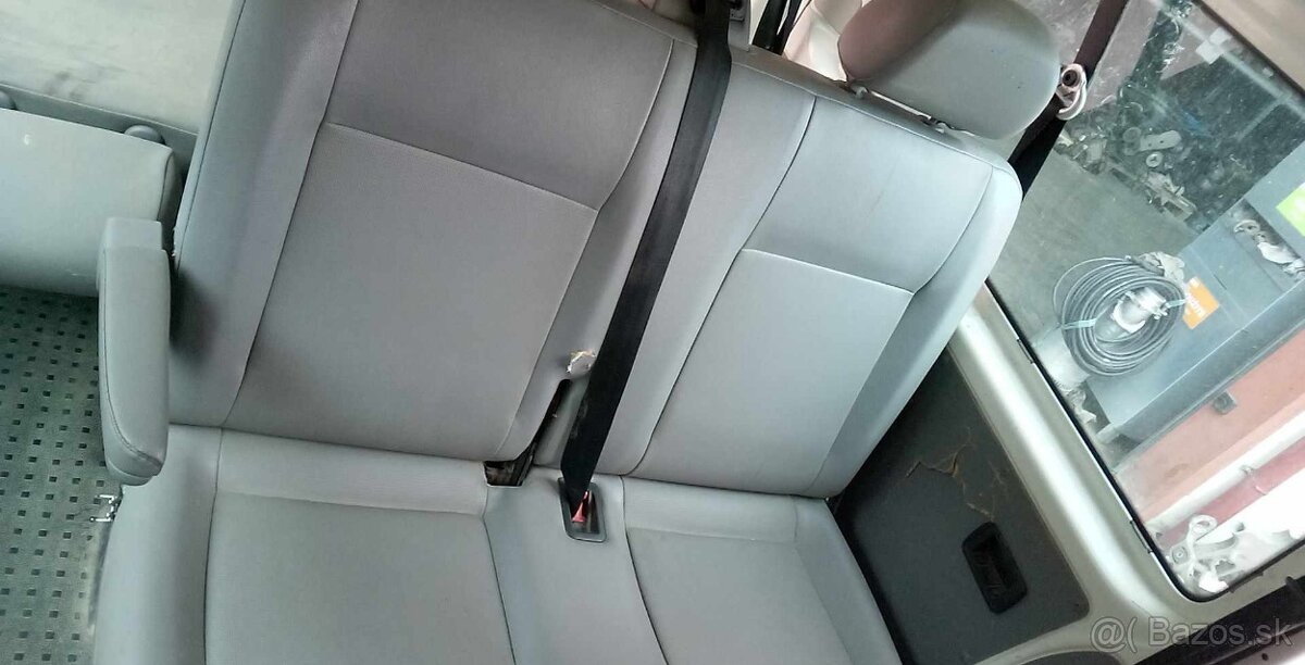 VW T5 2,0i 85kw kód motora: AXA - 17