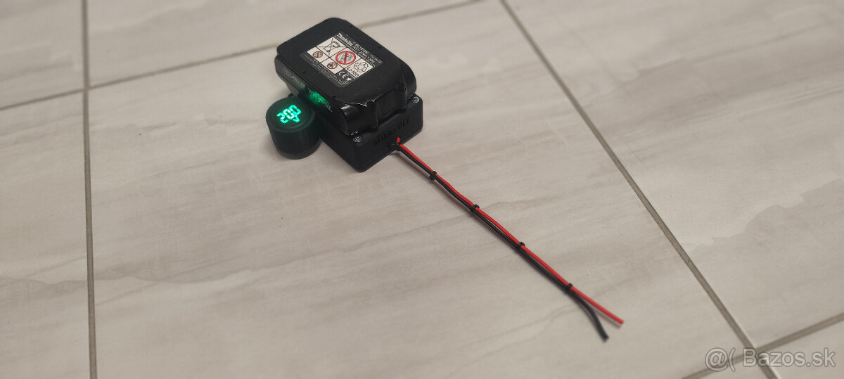 Adaptér batérie makita 18V s voltmetrom ( Hranatý/Okrúhly ) - 17