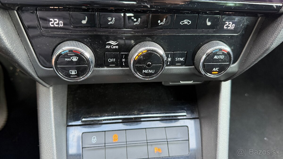 Škoda Octavia Combi 1,5 TSI STYLE 110kw - 17