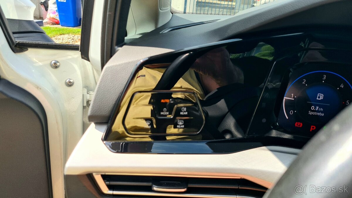 Volkswagen Golf 8 Variant 2.0 TDi DSG 85 kW - 17