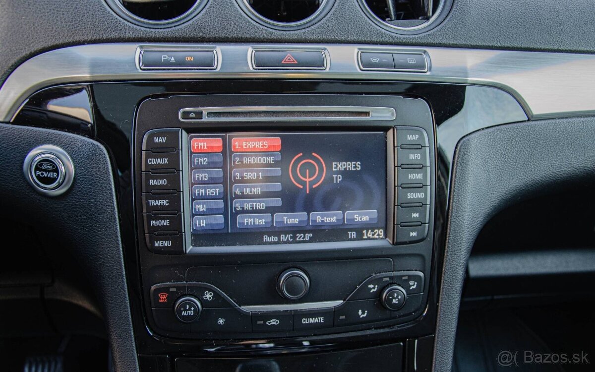 Ford Galaxy 2.0 TDCi DPF Titanium, 103kW, M6, 5d, 7-miest. - 17