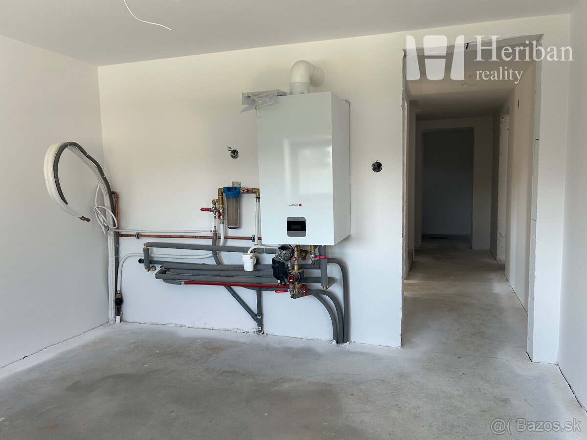 5 izb.RD+4 ár.pozemok, nová kvalitná rek.,Jazdecká ul, Sever - 17