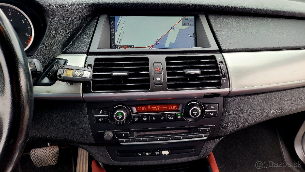 BMW X6 xDrive 30d ,155 kw ,A8 - 17