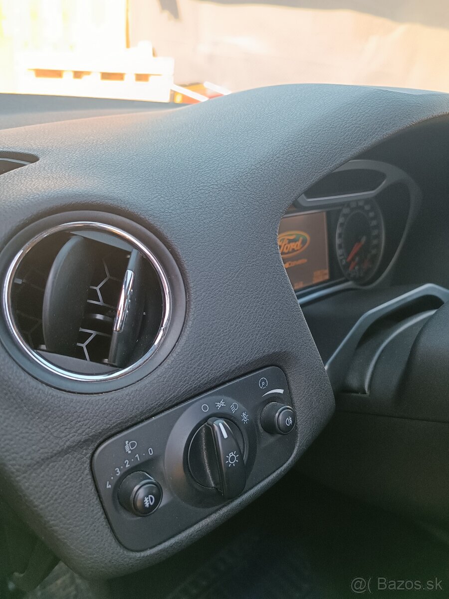 Ford Mondeo Mk4 vimením - 17