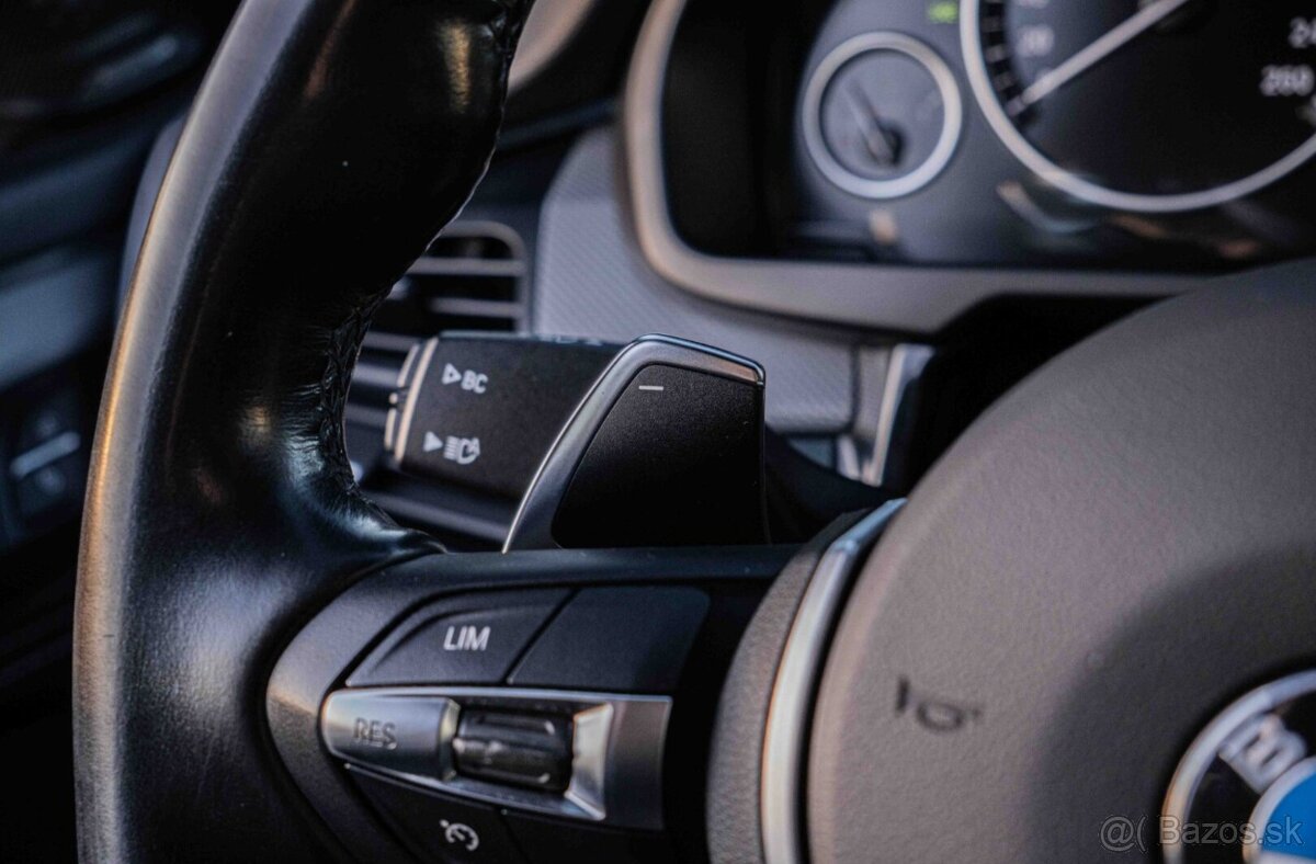 BMW X5 xDrive40d A/T - 17