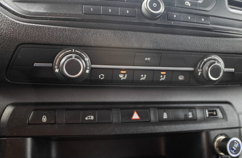 Toyota Proace 110kW (2019) - 17