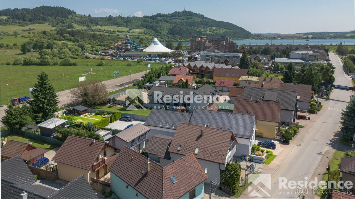 Priestranný apartmán s terasou na predaj – len 100 m od aqua - 17