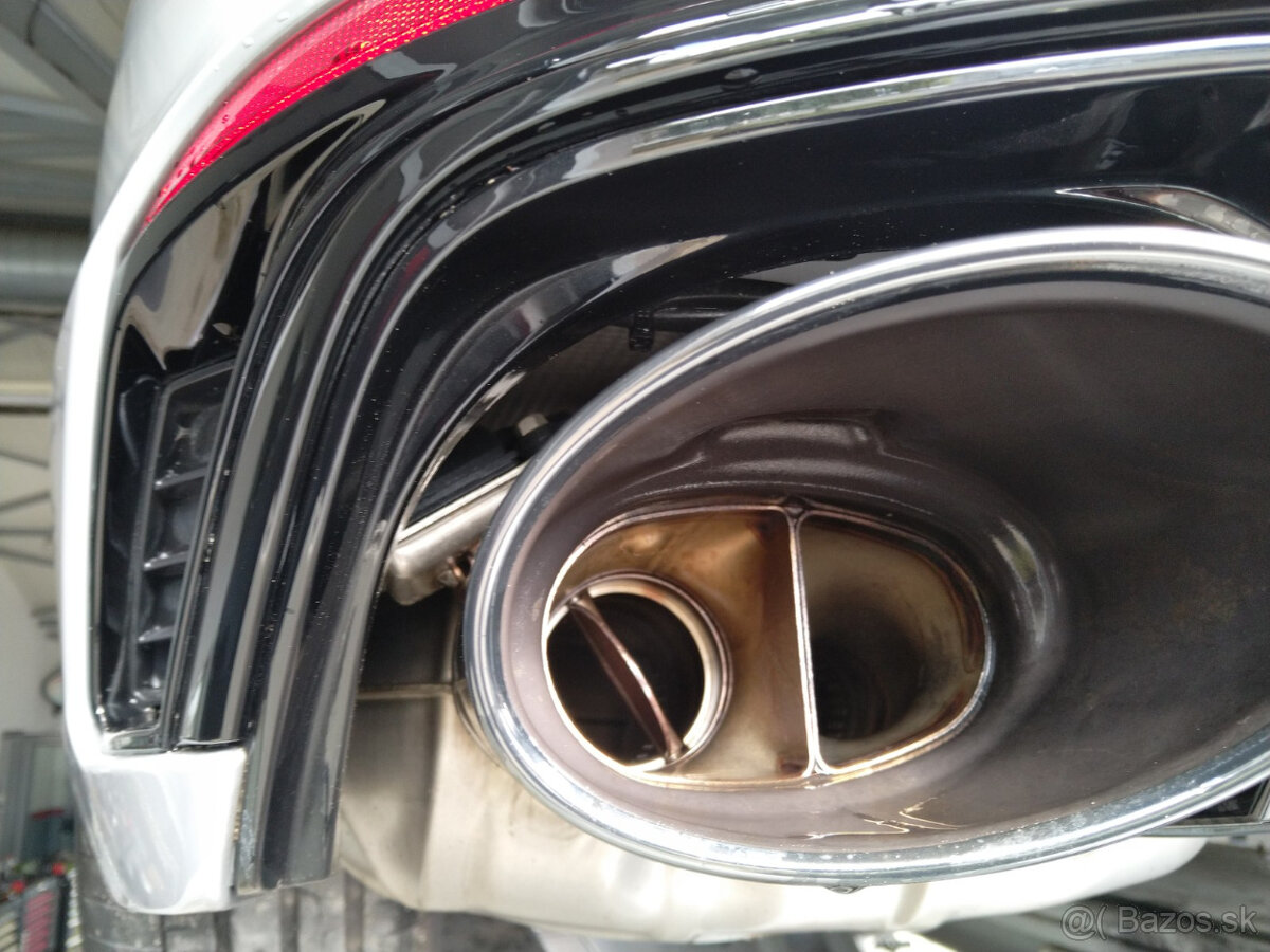 Audi RS4 r.2022 záruka Audi do 1/2027 - 17