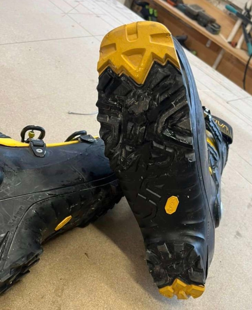 Scarpa č 44,5 + La Sportiva č 46 - 17