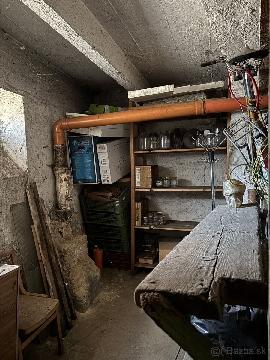 REZERVOVANÉ 2izbovy byt na predaj v centre mesta NR - 17