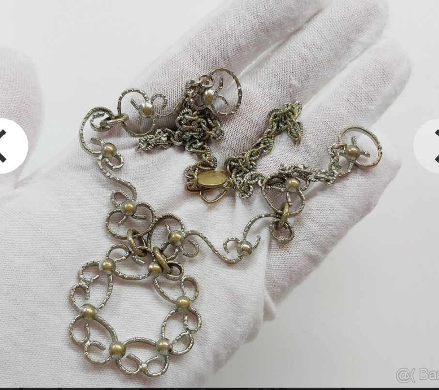 3 ks rôzne krasne bižu nahrdelniky - 17