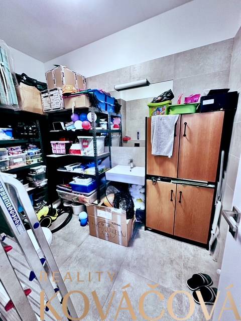 Prenájom kancelárskych priestorov, ul. Gen. M. R. Štefánika, - 17