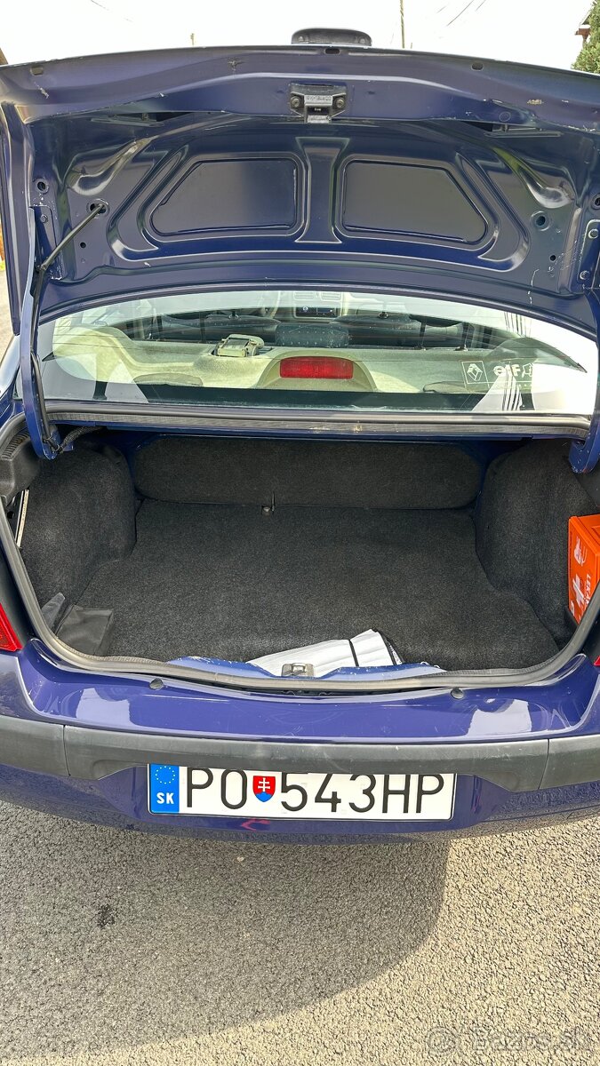 Renault Thália 1.4 - 17