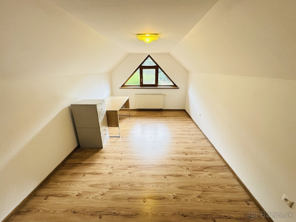 Na predaj 5i RD v obci Pernek. - 17