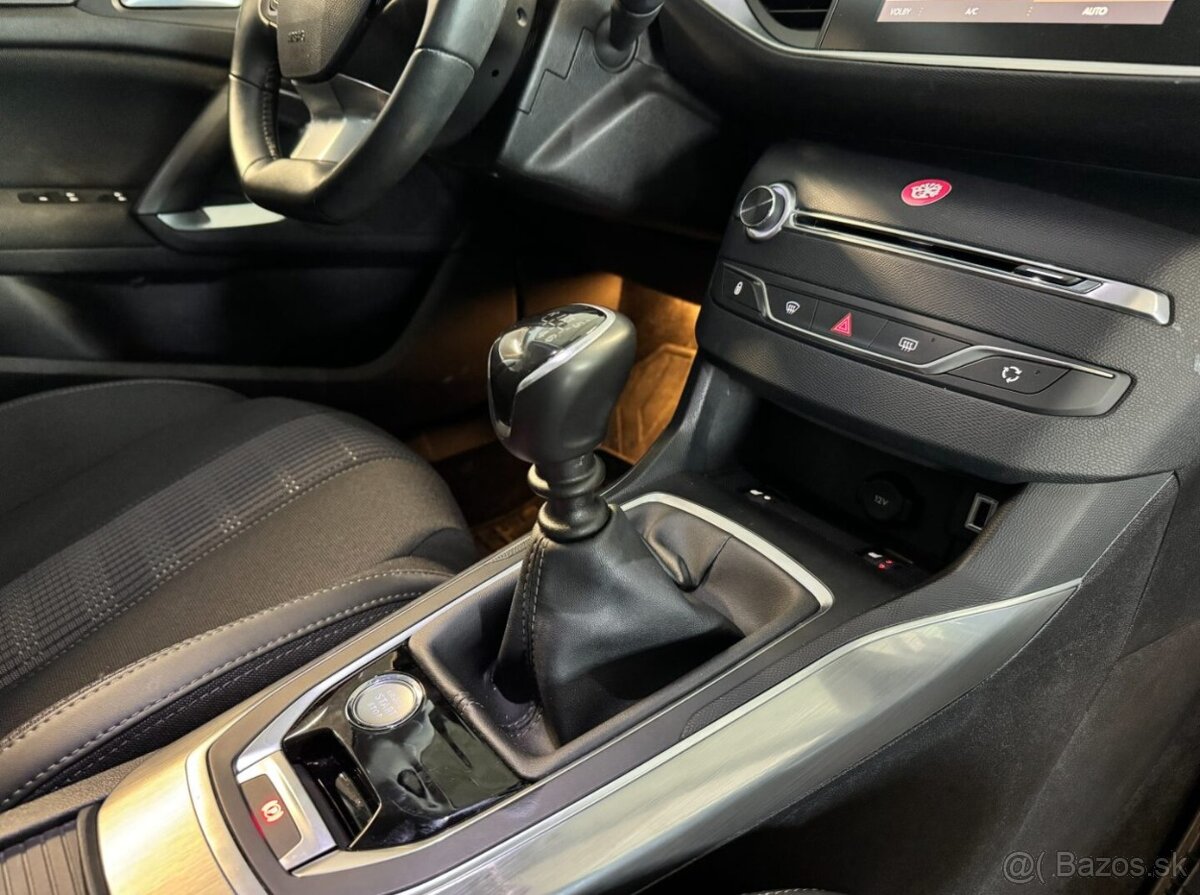 Peugeot 308 - 17