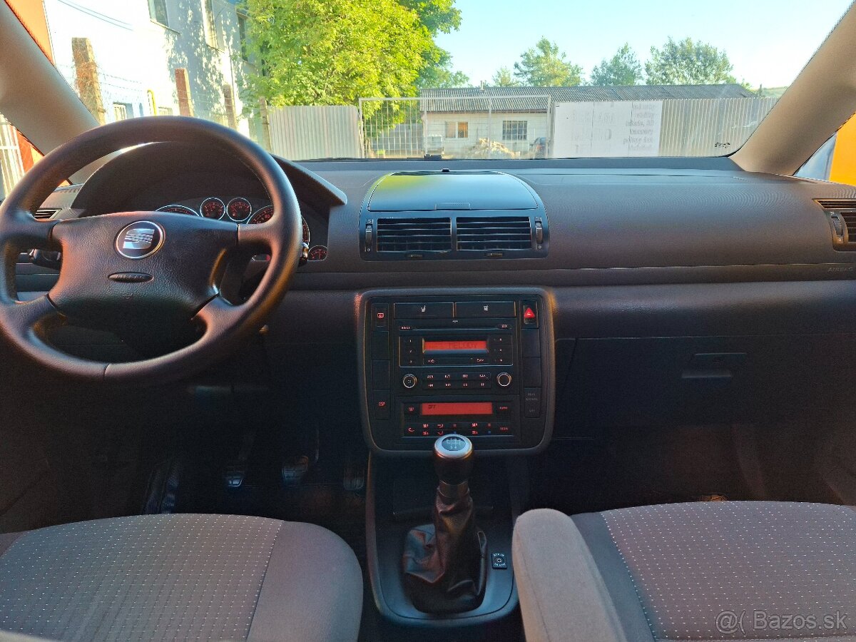 Seat Alhambra 2.0 TDI COMFORLINE Facelift V.2009 - 17