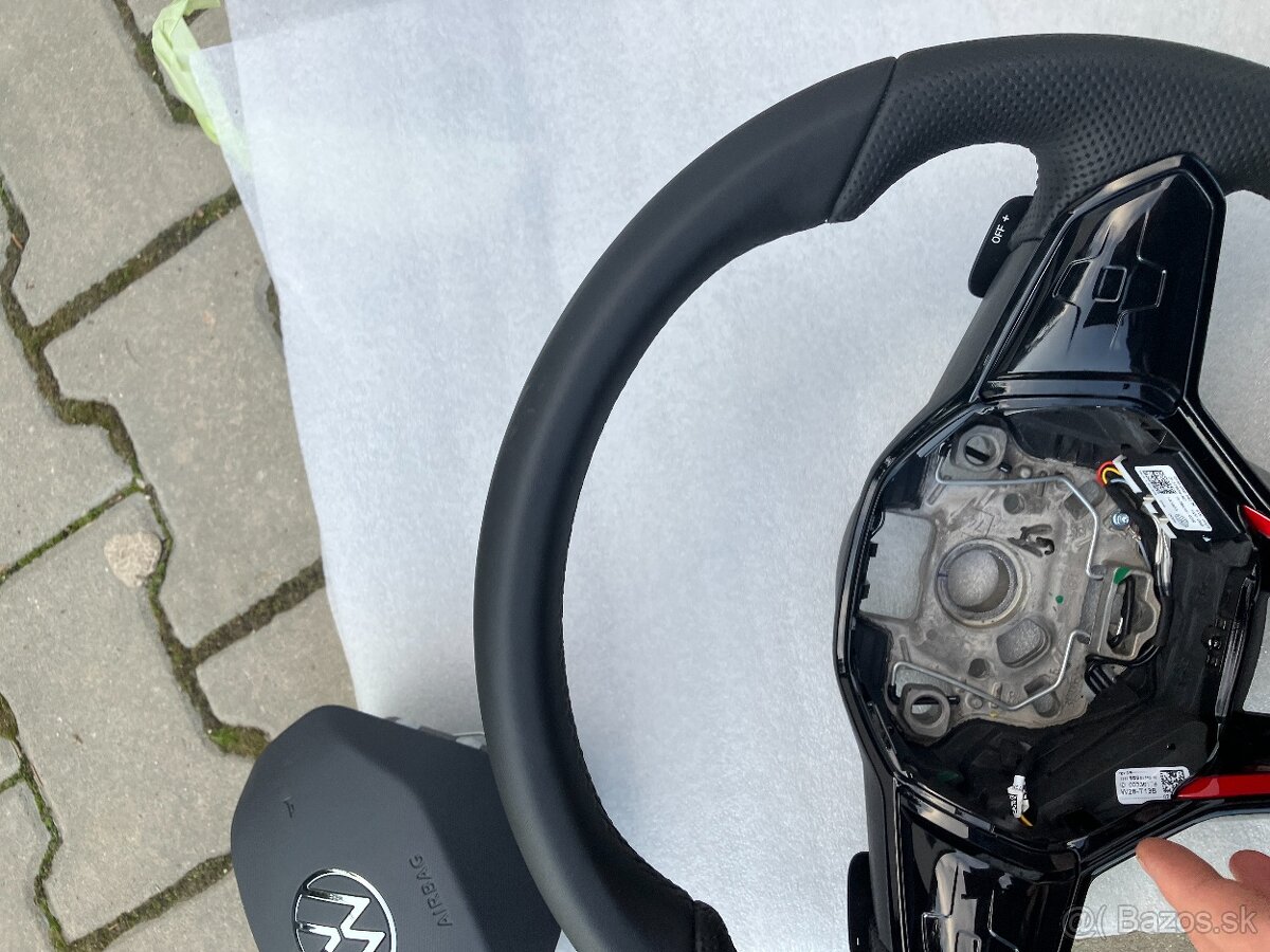 volant kůže DOTYK MULTI s řazením VW GOLF VIII GTI - 17