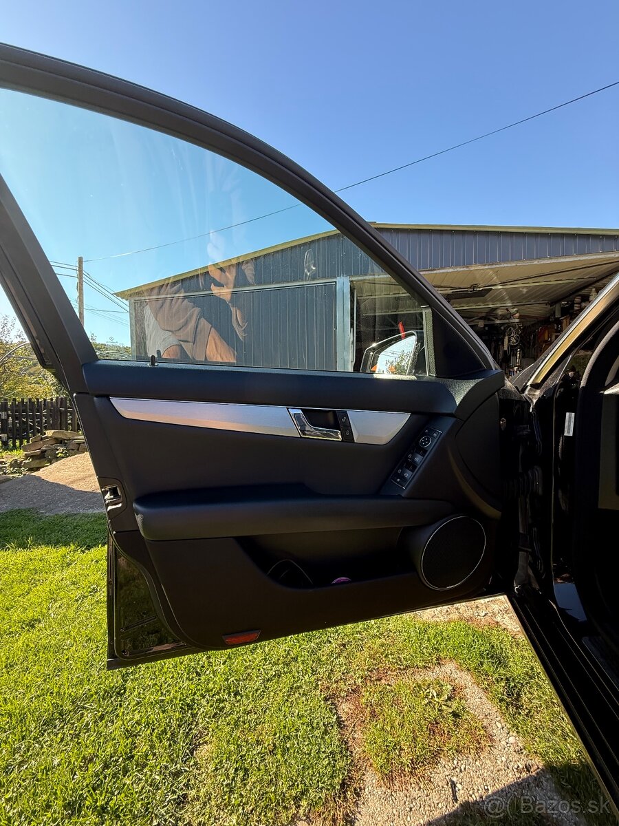 Mercedes-Benz C200 CDI Avantgarde (W204/S204) T-Model Combi - 17