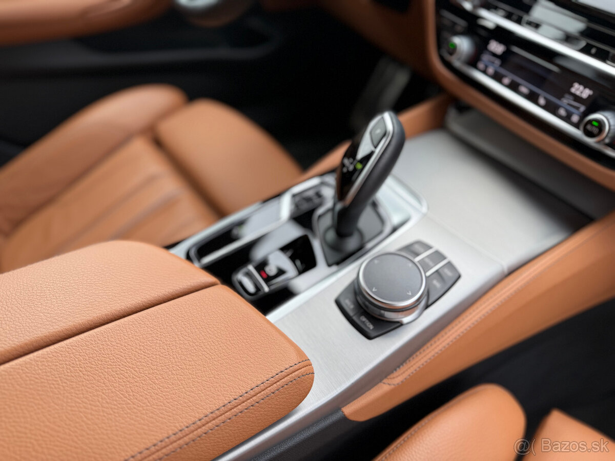 BMW 530d xDrive Touring M-Sport 2022, 35 102km, ZÁRUKA - 17