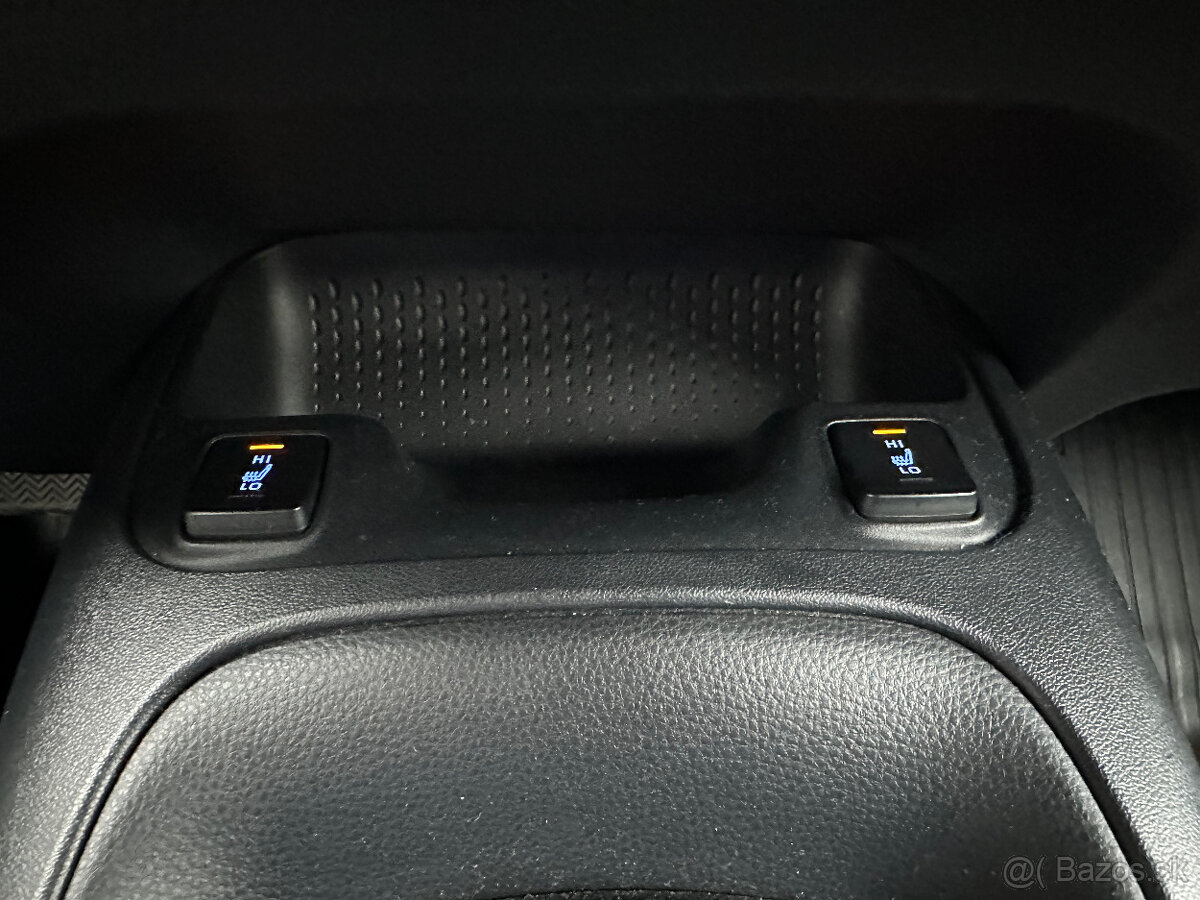 Toyota Corolla 2.0 Hybrid 112kW 2020 - 17