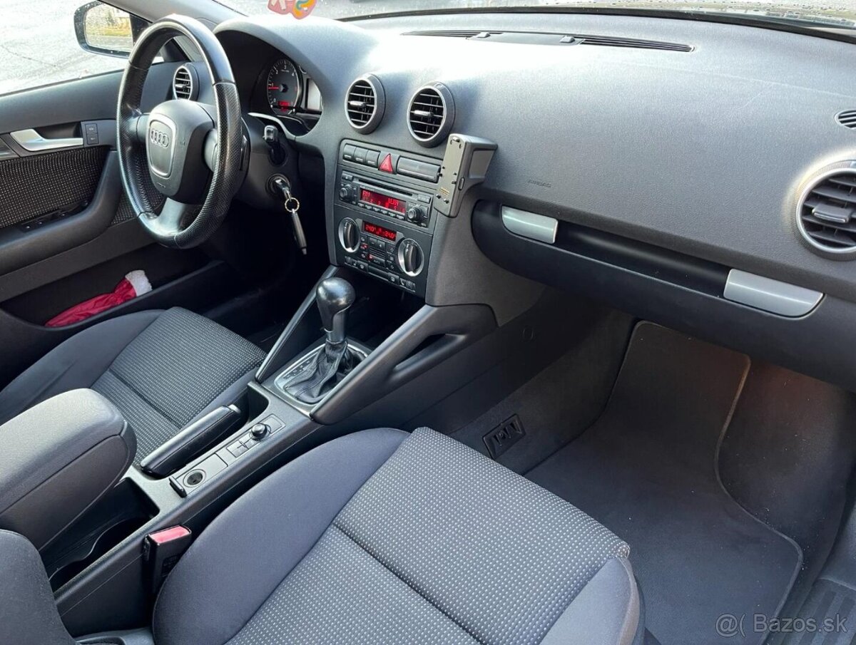 Audi A3 Sportback 2.0 TDI - 17