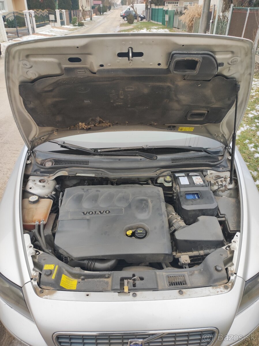 Volvo s40 2.0L diesel - 17