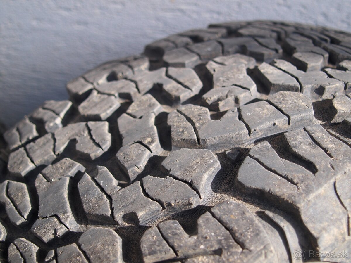 Hyundai terracan - 17