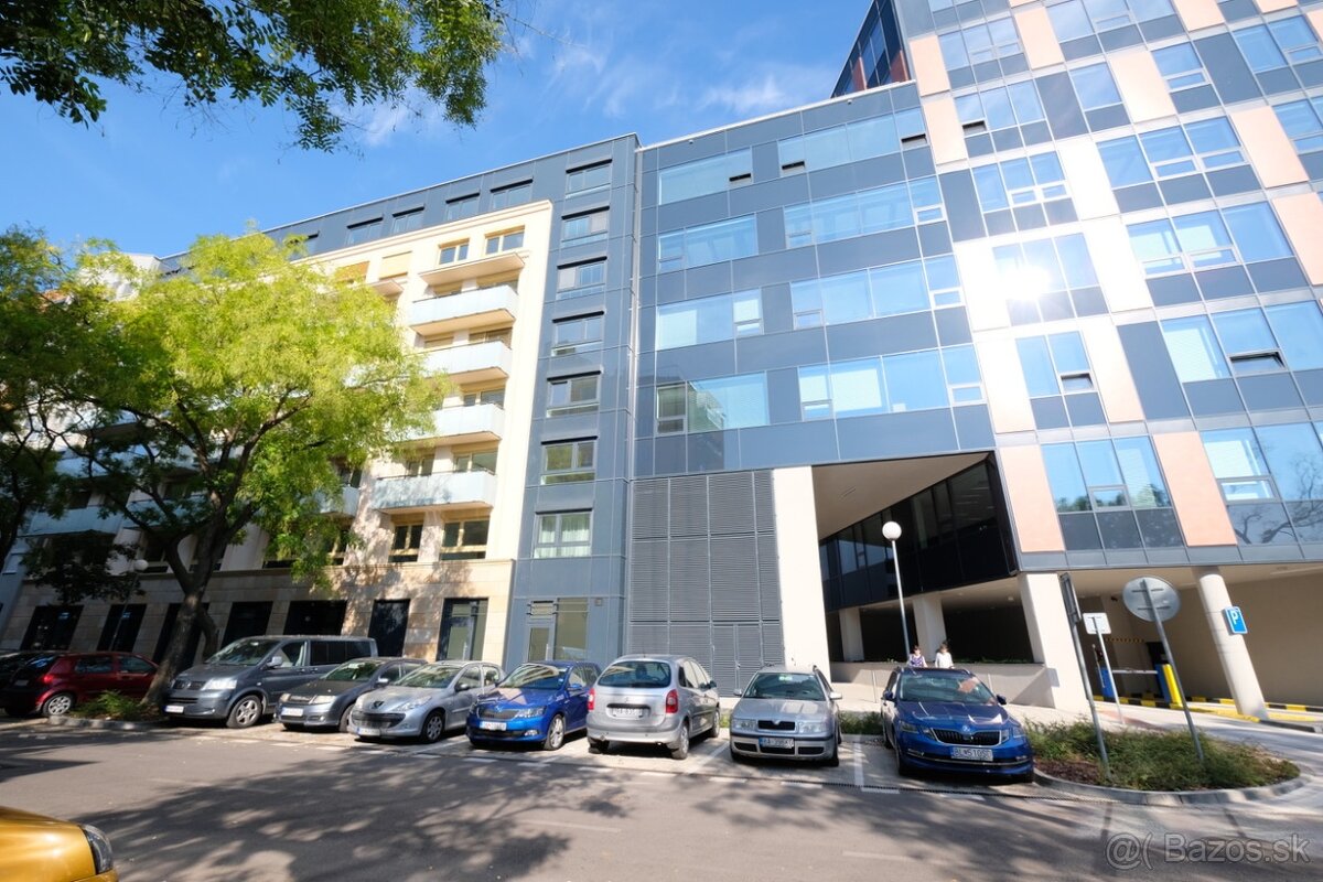 2i byt 65m, projekt STEIN, GAR. PARKING, Bernoláková ul. - 17