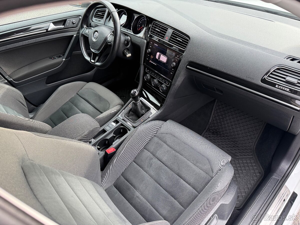 Volkswagen Golf VII Highline 2.0Tdi - 17