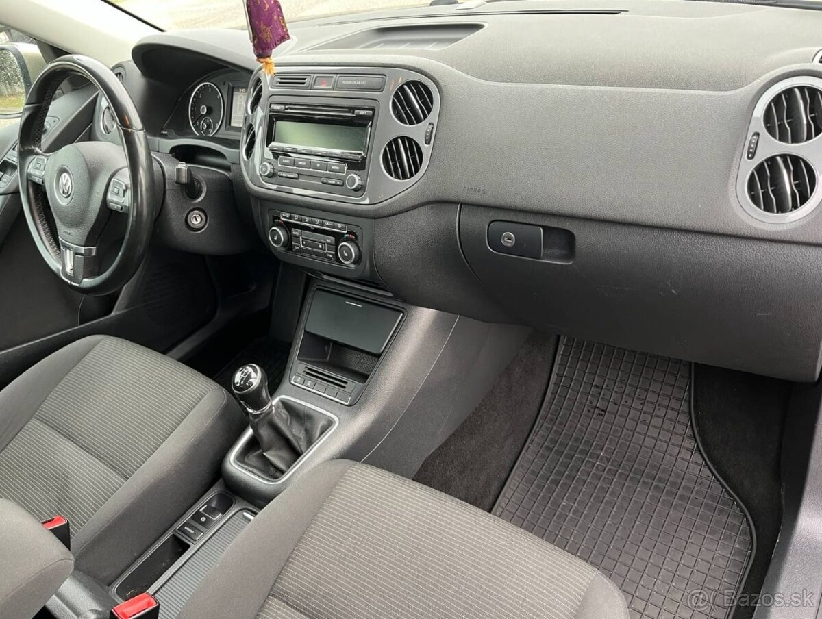 Volkswagen Tiguan 2.0 TDi - 17