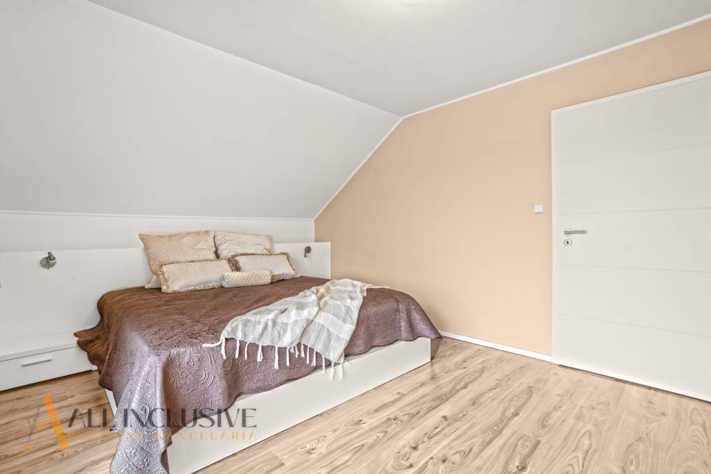 ALL INCLUSIVE | NA PREDAJ POSCHODOVÝ 5-IZBOVÝ RODINNÝ DOM, D - 17