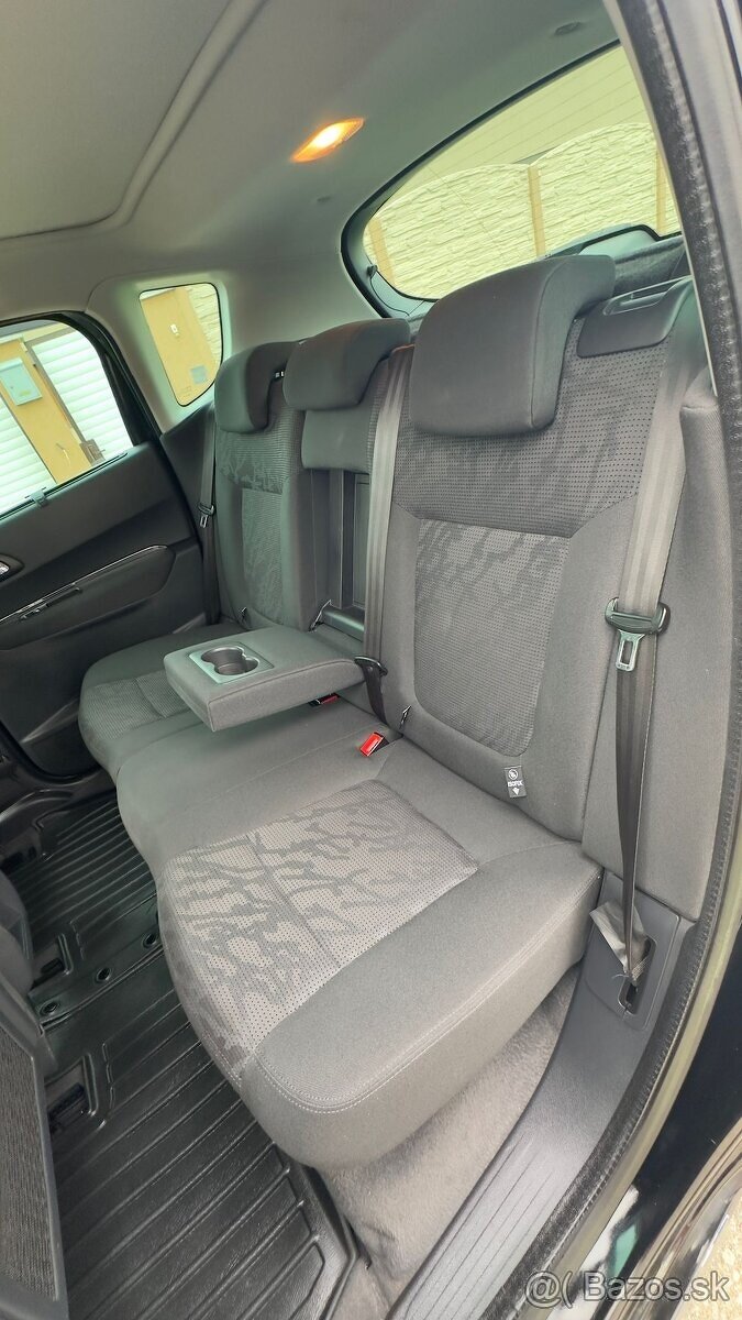 Peugeot 3008 GRUMPY MAN EDITION 1.6Vti 115KW - 156 HP Nová S - 17