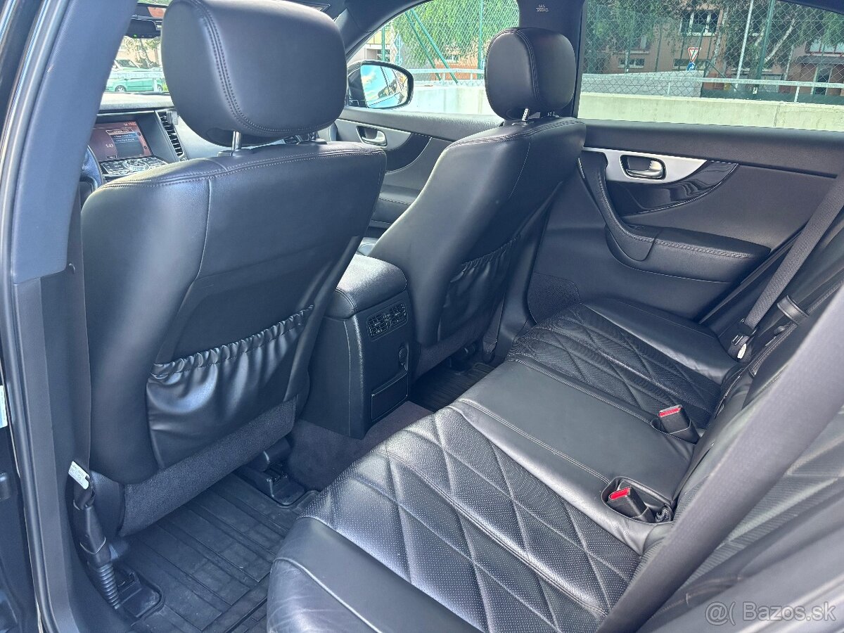 Infiniti FX 30 S premium - 17