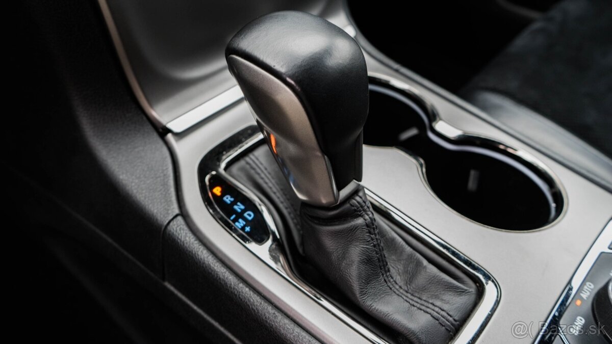 Jeep Grand Cherokee 3.0L V6 CRD Limited S-Model - 17