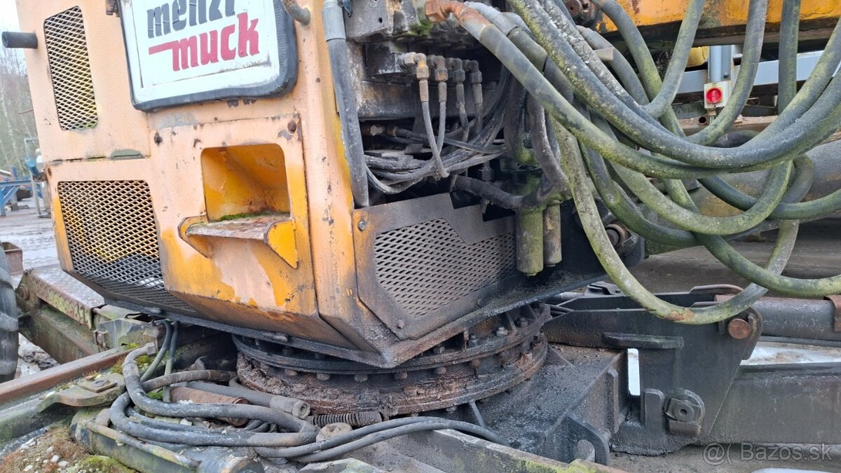 MENZI MUCK 5000 T1 - 17