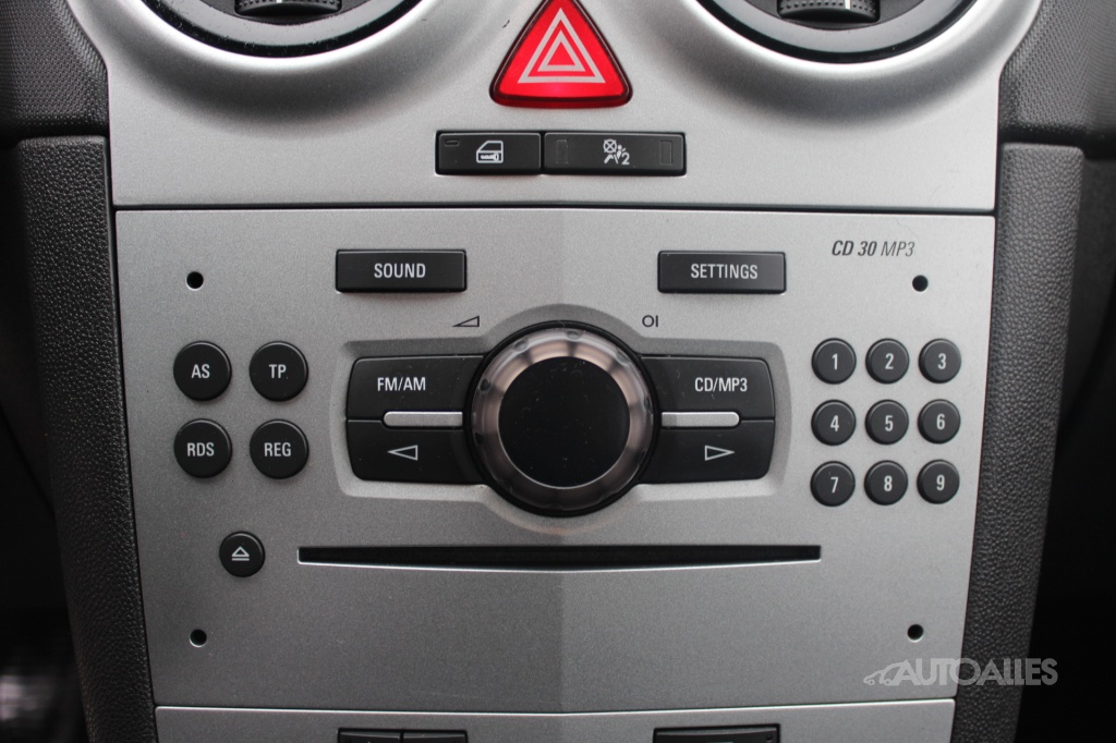 Opel Corsa 1,3 CDTi 55 kW - 17