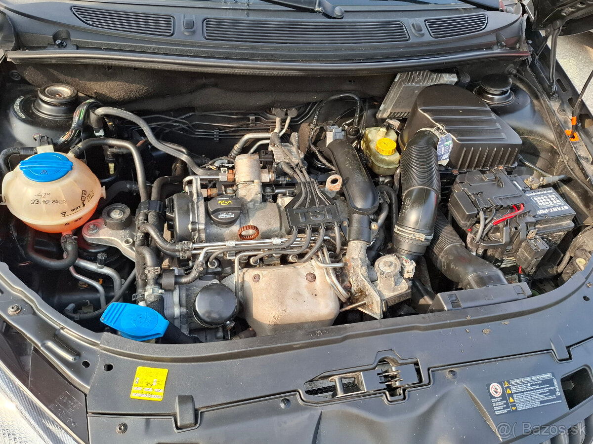 ŠKODA ROOMSTER 1,2 TSi r.v. 2010 - 17