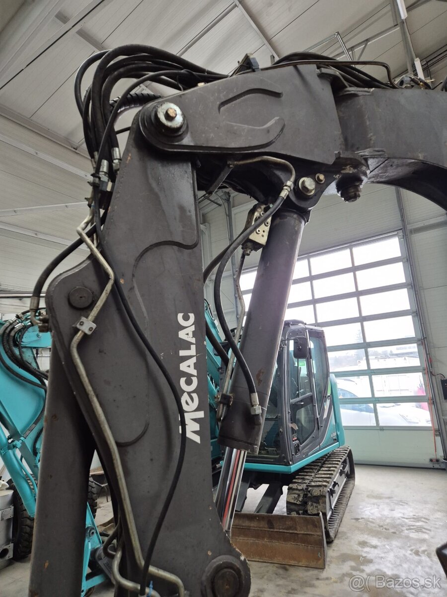 MECALAC 10MCR pásový otočný bager - 17