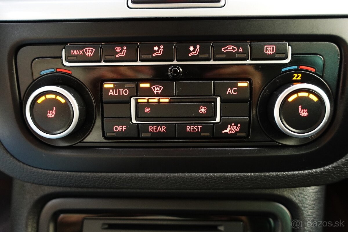 VW Sharan 2.0 TDI DSG HIGHLINE 7 miestny - 17