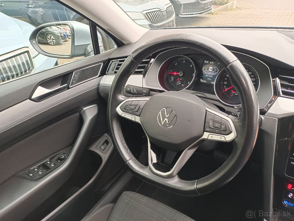 VW Passat B8 Variant 2.0TDI 110kW DSG - záruka Autodraft - 17