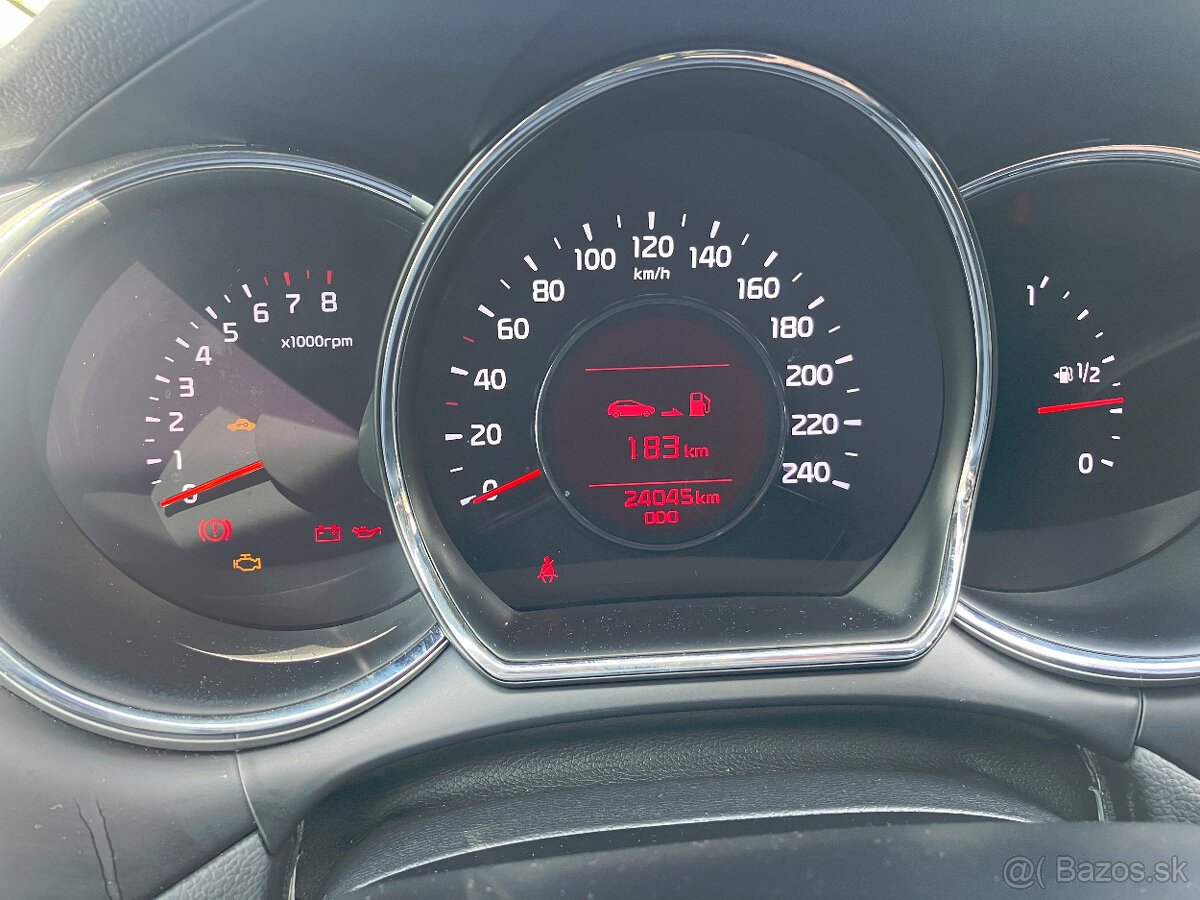 Kia Ceed 1.4 benzín 74 kW, 1.majiteľ, 24.000 km - 17