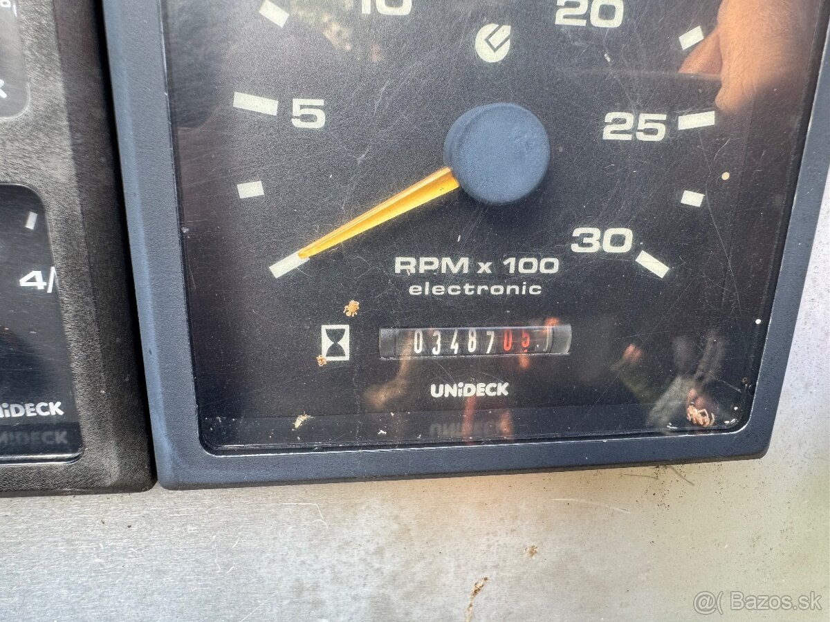 Pomac rajčinové kombajny - 17