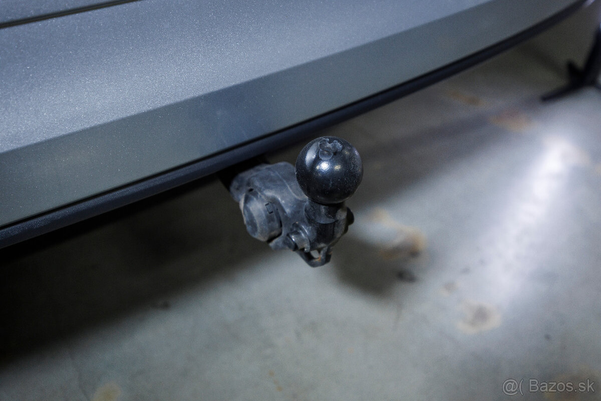 VW Golf Variant 2.0 TDI model 2022, manuál, ťažné, DPH - 17