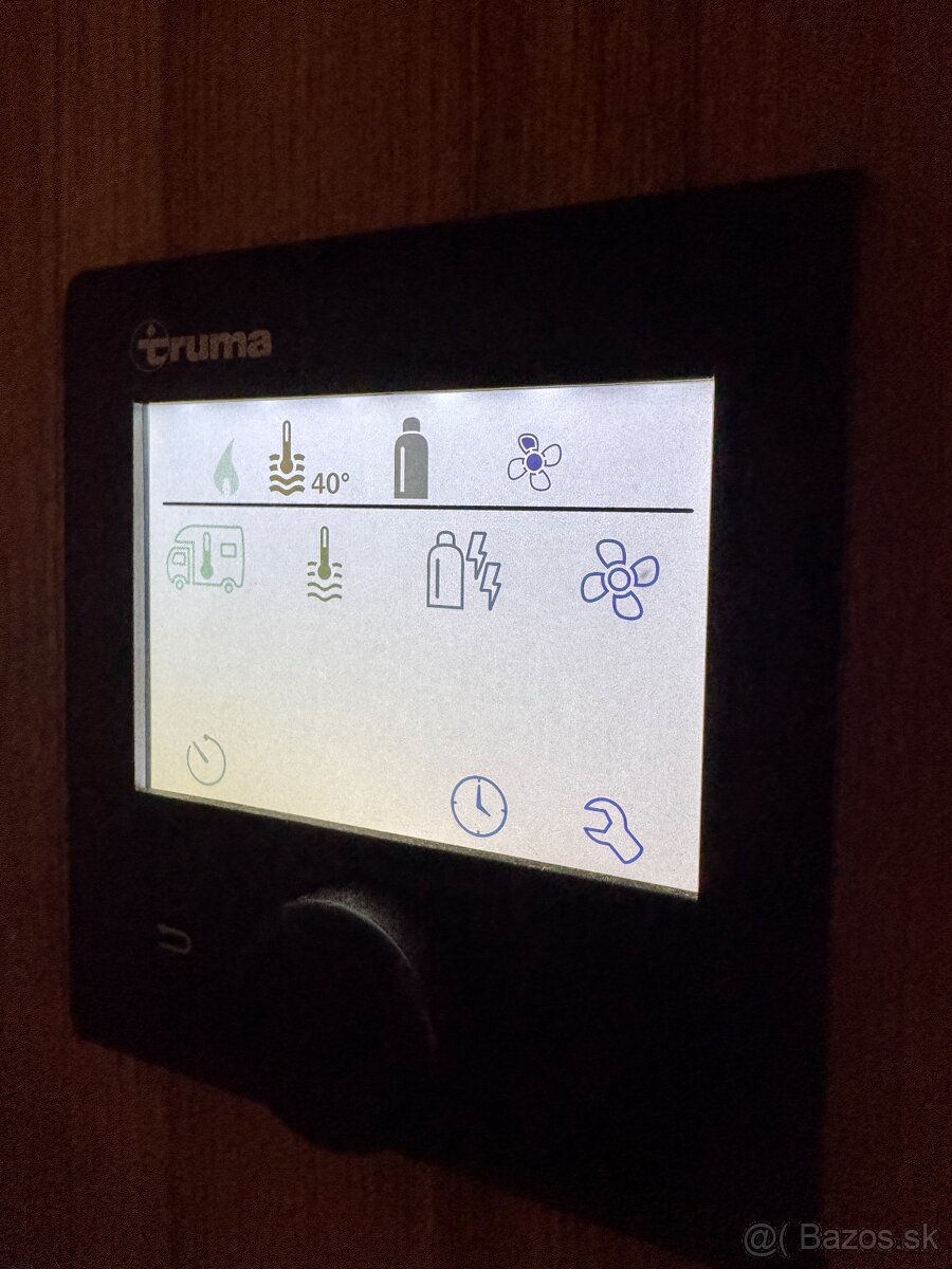 Anglický karavan Lunar Quasar 462 r.v. 2015 Muver + ATC - 17
