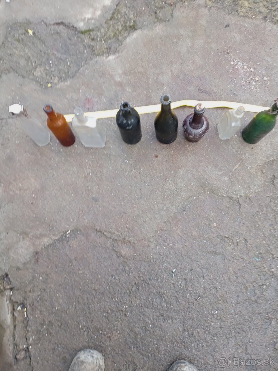 Staré fľaše na dekoráciu - 17