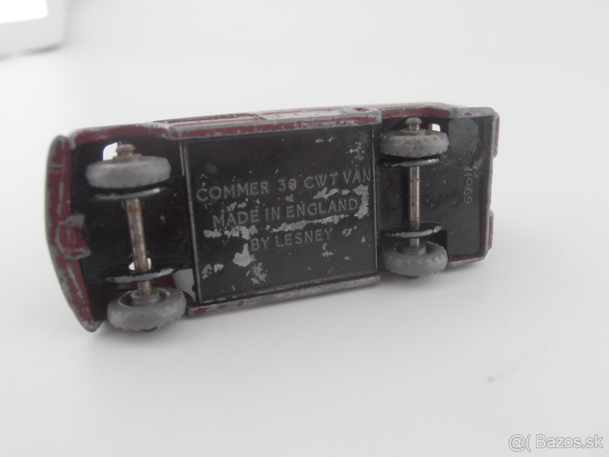 Morris J2, Commer van Nestles, Caterpillar - 17