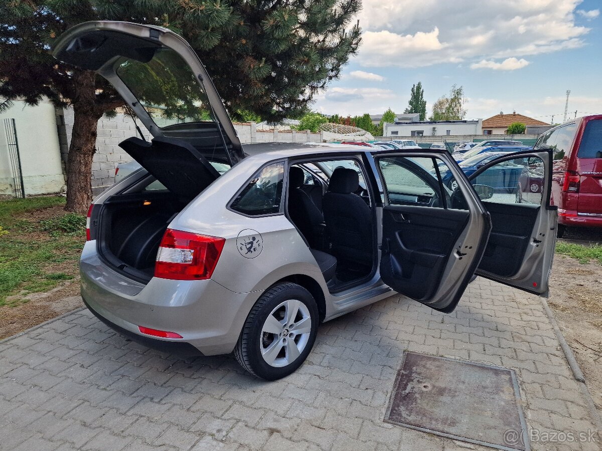 Škoda Rapid Spaceback 1.2 TSi DSG 90k Ambition (benzín) - 17