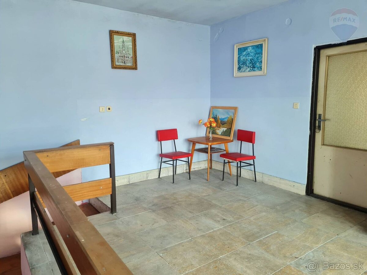 Super cenaVeľká chata v rekreačnej oblasti Valkov, na pre - 17